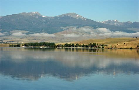 Ennis Lake in Montana | Detailed Fishing Guide & Photographs