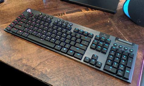 Logitech G915 Review: The Wireless Gaming Keyboard, Evolved - GearOpen.com