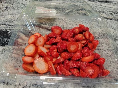 Freeze-Dried Strawberries – reThinkSurvival.com