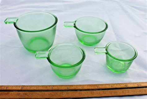 New Green Glass Measuring Cups Set of 4 Nesting Depression Retro Style - Measuring Cups, Spoons