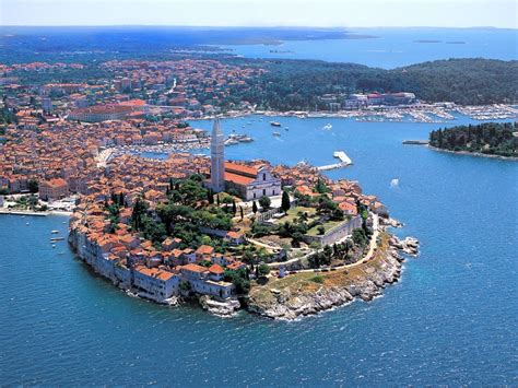 Rovinj - Photos, Info, Tips, Attractions, Tourism and History