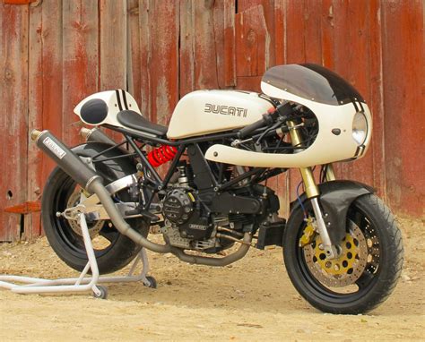 Ducati 900SS Custom – Right Side | Bike-urious