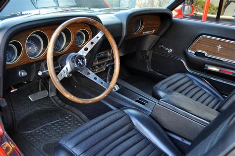 Ford Mustang Mach 1 Interior