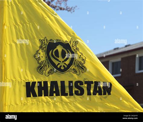 Khalistan flag hi-res stock photography and images - Alamy