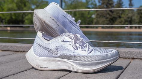 6 Best White Nike Running Shoes, 80+ Shoes Tested in 2022 | RunRepeat