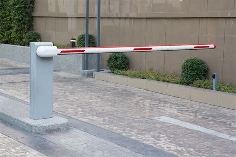 Why Would You Install a Parking Barrier in Your Parking Lot? | Aussie Business Tips