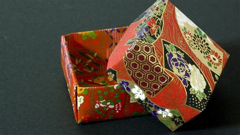 How to Fold a Traditional Origami Box - Masu Box