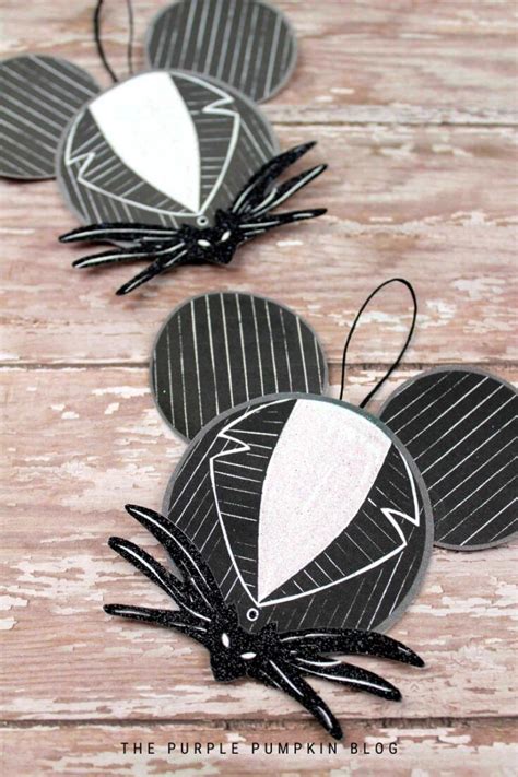 Jack Skellington Ornament Craft | A Halloween Paper Craft!