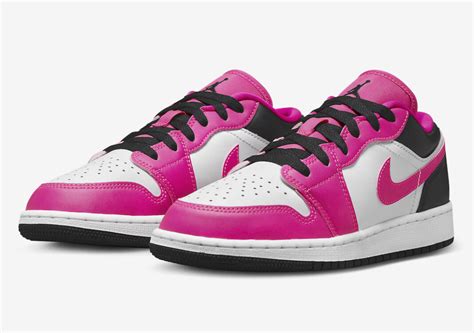 Air Jordan 1 Low GS Fierce Pink DZ5365-601 | SBD