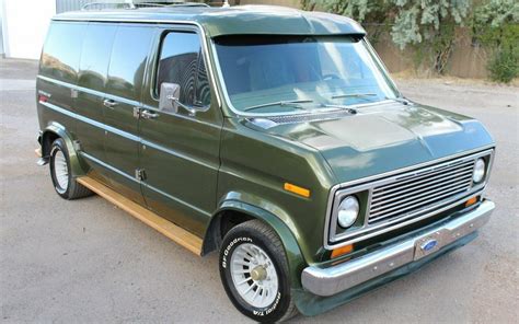 No Reserve Shaggin Wagon: 1976 Ford Custom Van | Barn Finds