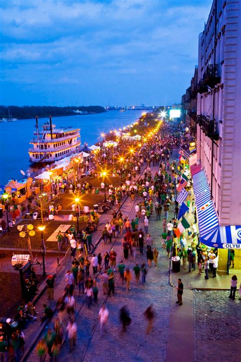 Savannah's Waterfront | Official Georgia Tourism & Travel Website | Explore Georgia.org