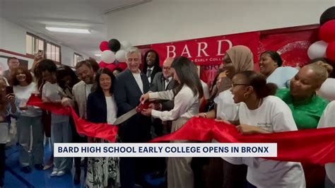 New high school opens in the Bronx, offering college-focused programs