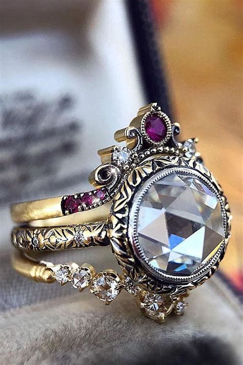 39 Best Vintage Engagement Rings For Romantic Look | Oh So Perfect Proposal