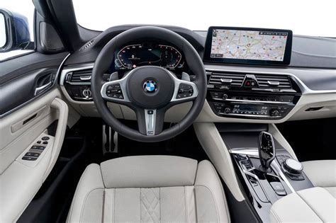 2023 BMW 5 Series Interior Pictures