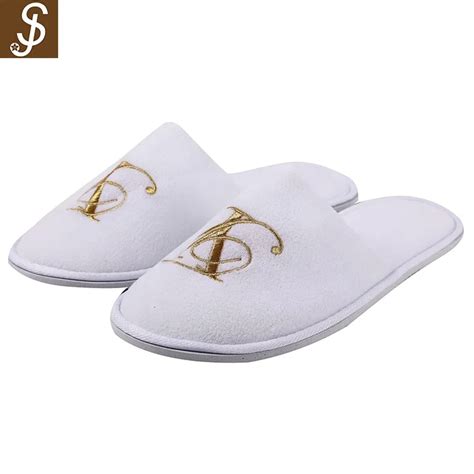 Personalized White Disposable Hotel Slippers,High Quality Hotel/spa Slipper - Buy High Quality ...