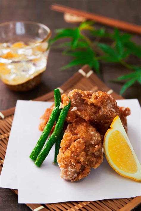 Chicken Karaage Recipe (から揚げ - Japanese Fried Chicken)