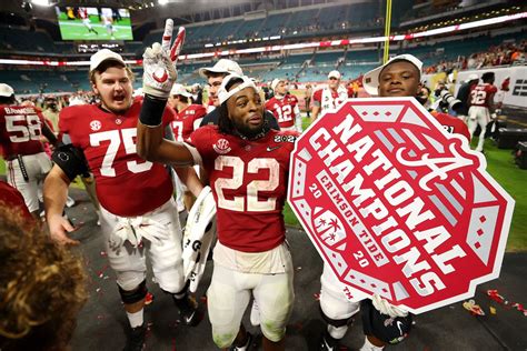 College Football National Championship: Alabama Crimson Tide Perfection - Roll 'Bama Roll