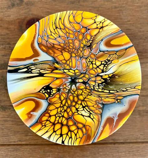 5 Acrylic Pours on Wood that'll make you trash that Canvas | AcrylicPouring.com