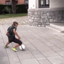 Soccer Tricks People Are Awesome GIF - Soccer Tricks People Are Awesome Soccer Ball - Discover ...