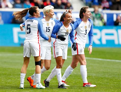 In Fight for Equality, U.S. Women’s Soccer Team Leads the Way - The New York Times