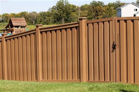 Trex Fiberglass Is Newest Fence Material – Midwest Fence