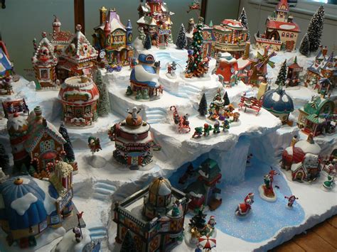 Christmas Village Display Ideas Photos 2022 – Get Christmas 2022 Update