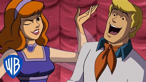 Scooby Doo Fred And Daphne Kiss