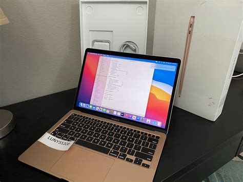 MacBook Air 2020 - 13" - Apple M1, Gold, 256GB, 8GB - LUNY55308 - Swappa