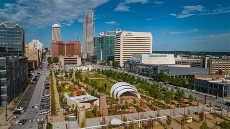 Downtown Omaha Skyline and Gene Leahy Mall Editorial Image - Image of skyscraper, office: 257595300