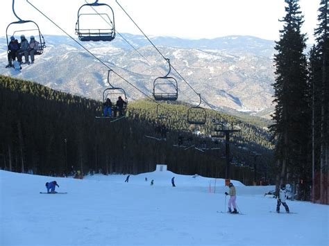 Echo Mountain Skiing | Colorado Travel Blog