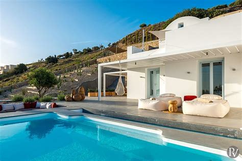 Villas in Greece | Luxury Villa Holidays Greece | Premier Villas