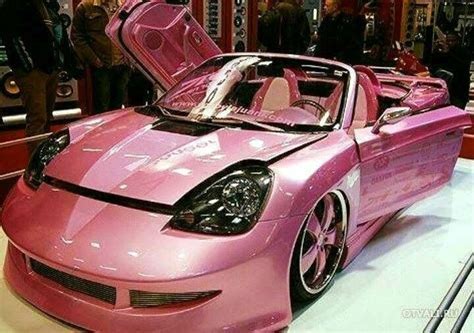 Pin de LAURA em It's a PINK Thing! | Carros de luxo, Carros de sonho, Carros