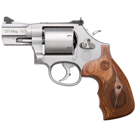 Smith & Wesson Model 686, Revolver, .357 Magnum / .38 S&W Special, 2.5" Barrel, 7 Rounds ...