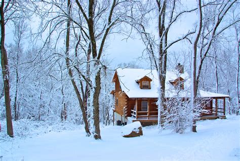 Winter Cabin Wallpaper for Desktop - WallpaperSafari