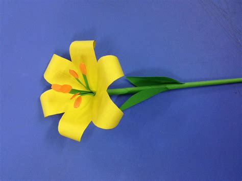 How to make lily paper flower, Easy origami flowers for beginners making, DIY-Paper Crafts