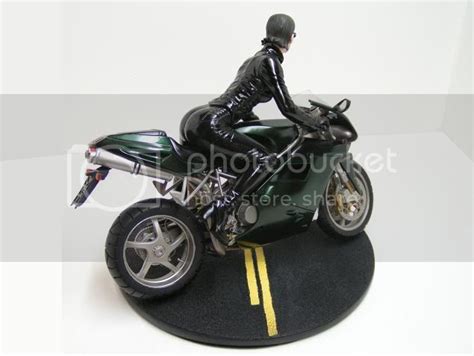 Ducati 996 (1:18) in Matrix Movie - DX Motorcycles - DiecastXchange.com Diecast Cars Forums