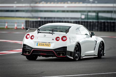 Nissan Gtr R35 Nismo Wallpaper - Margaret Wiegel