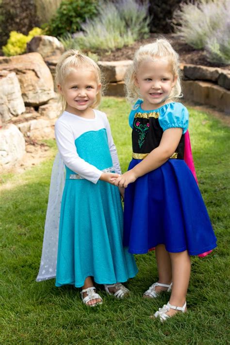 Elsa and Anna Frozen Costumes | Kids' Group Halloween Costume Ideas | POPSUGAR Family Photo 11