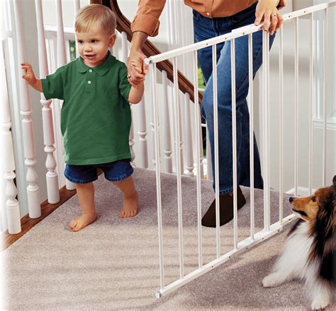 Safeway ® Top of Stair Baby Safety Gate - KidCo