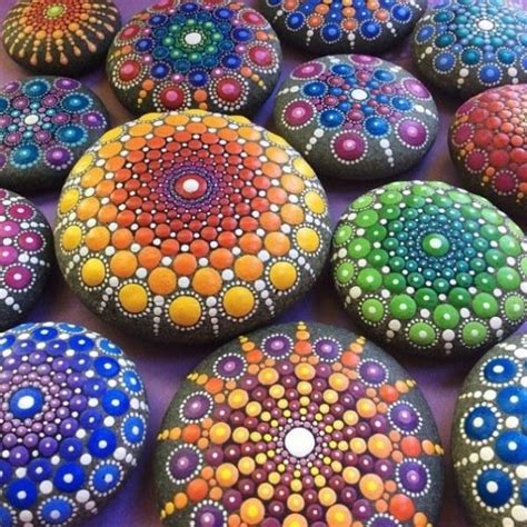 Intricate Art of Mandala Stones, Colorful Rockpainting Ideas