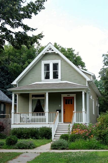 18 Cute Small Houses That Look So Peaceful - Style Motivation