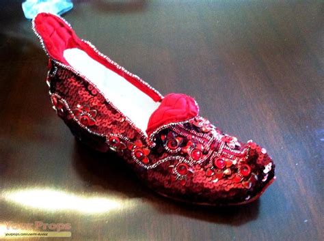 The Wizard of Oz Arabian Ruby Slippers replica replica movie costume