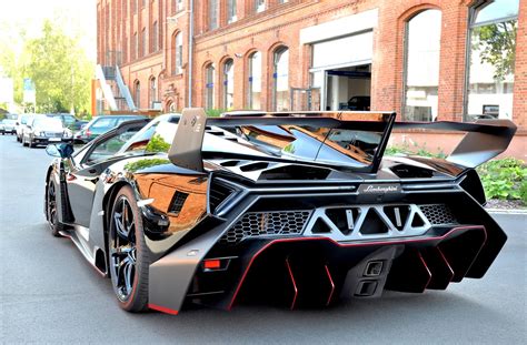 Lamborghini Veneno roadster. : r/carporn