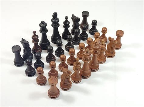 Help Identifying Unusual Vintage Wood Chess Pieces - Chess Forums - Chess.com