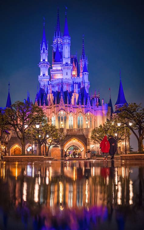 Scenes from Disney Parks: Tokyo Disneyland at Night - Disney Tourist Blog