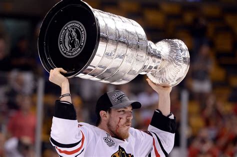 Andrew Shaw Intensity Stanley Cup Champ - Business Insider