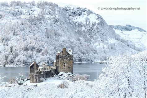 Eilean Donan Castle in winter (@1EileanDonan) | Twitter | Eilean donan, Castle, Scottish highlands