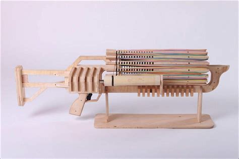 Student Creates An Insane Rubber Band Firing Machine Gun