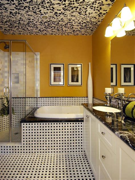 24 Yellow Bathroom Ideas – InspirationSeek.com