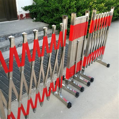 Expandable Barrier Stainless Steel Type Without Roller, Safety Fence Barrier, 3M Telescopic ...